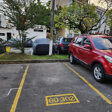 Apartamento Ubicado En El Corazon De La Ciudad, Centros Comerciales Y Parque Deportivo Ibague Exterior photo