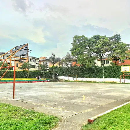 Apartamento Ubicado En El Corazon De La Ciudad, Centros Comerciales Y Parque Deportivo Ibague Exterior photo