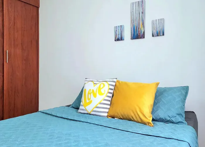 Apartamento Ubicado En El Corazon De La Ciudad, Centros Comerciales Y Parque Deportivo