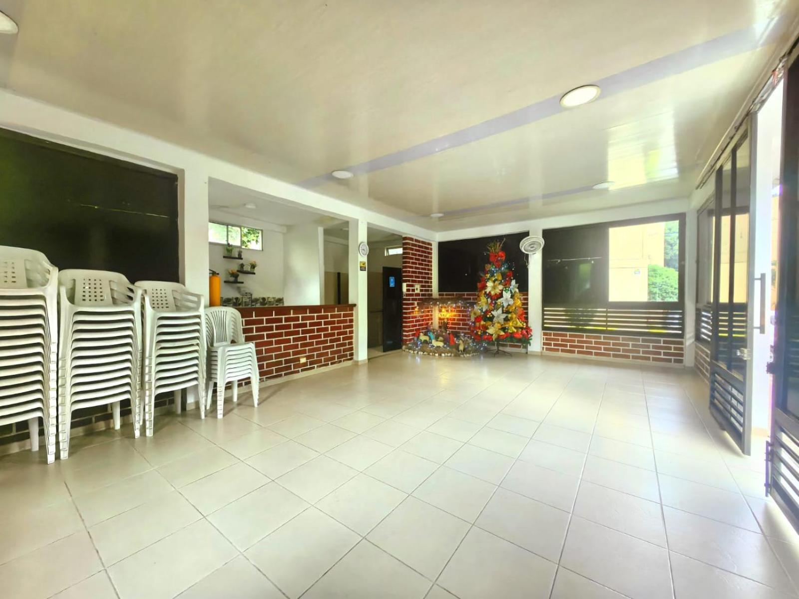 Apartment Ubicado En El Corazon De La Ciudad, Centros Comerciales Y Parque Deportivo Ibague